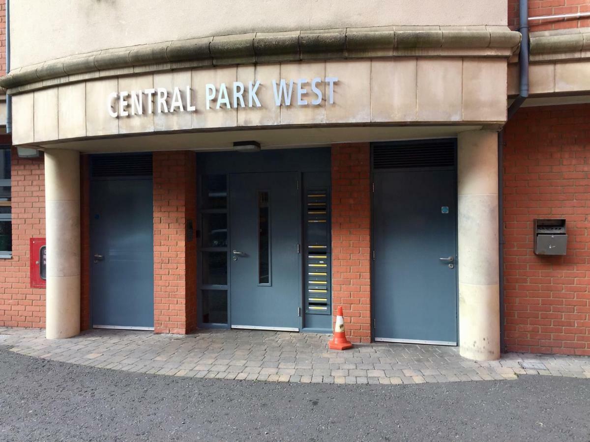 City Centre Belfast Free Parking Ngoại thất bức ảnh
